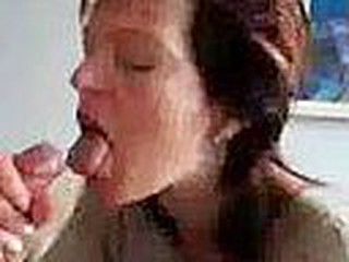 Mature mom sucking & swallowing jizz